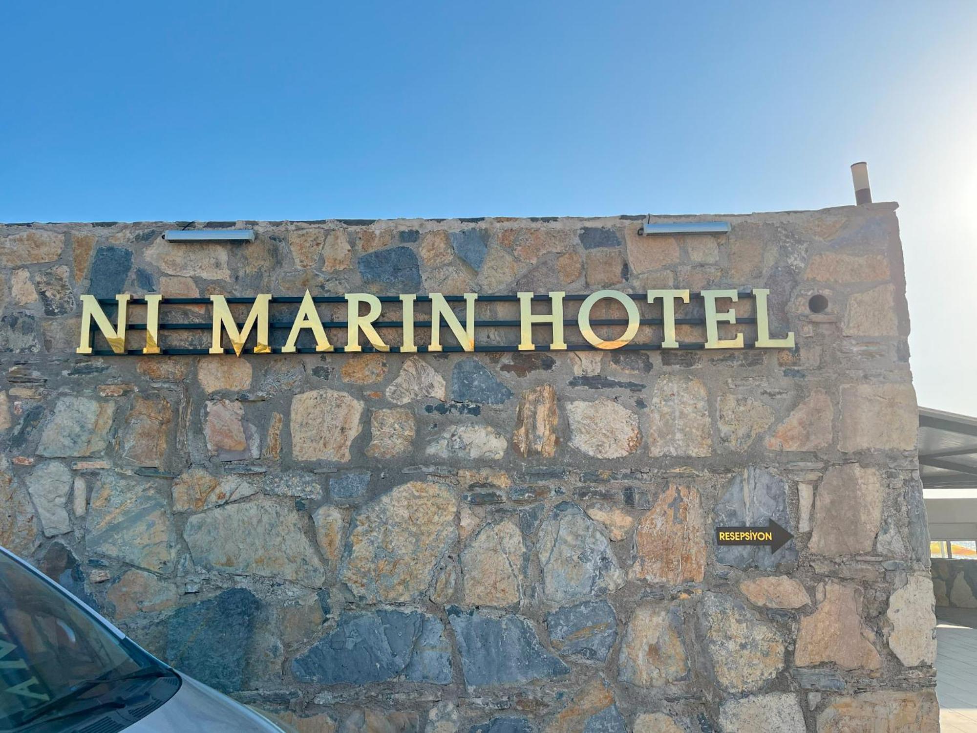 Ni Marin Hotel Milas Exteriör bild